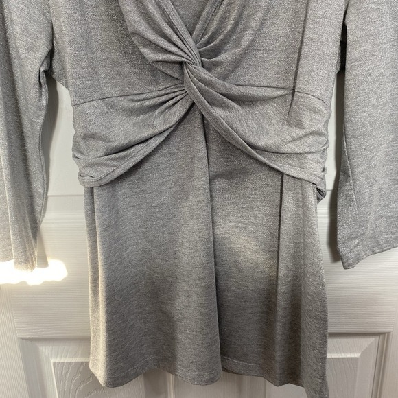 Gitano Silver Metallic Sparkly V Neck Top/tie In‎ Back Size L. - Picture 3 of 8